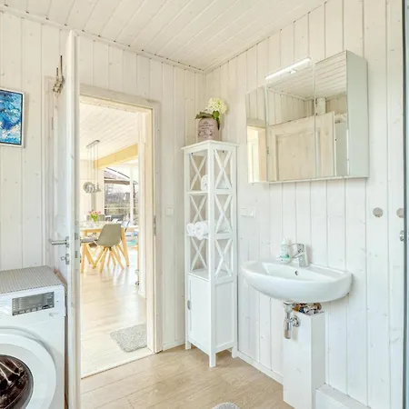 2 Bedroom In * Zerpenschleuse