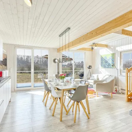 2 Bedroom In 펜션 *